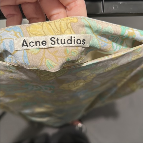 Acne Studios asymmetrical hem floral flounce midi skirt - Picture 9 of 9